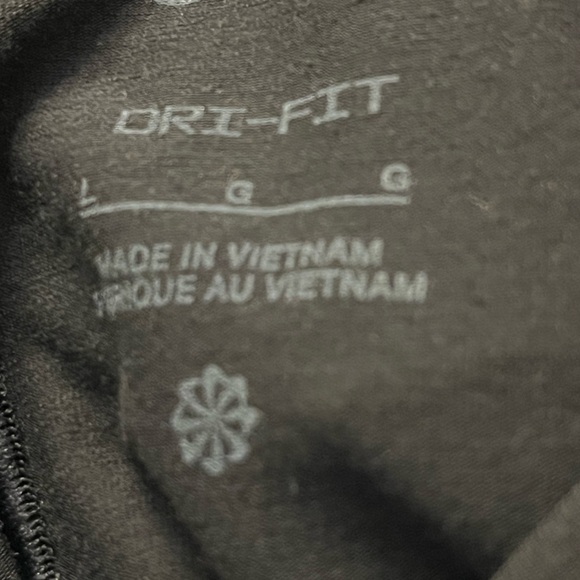 Nike Dri-FIT One Luxe Twist Cropped Short-Sleeve Top Size Large - Picture 6 of 6